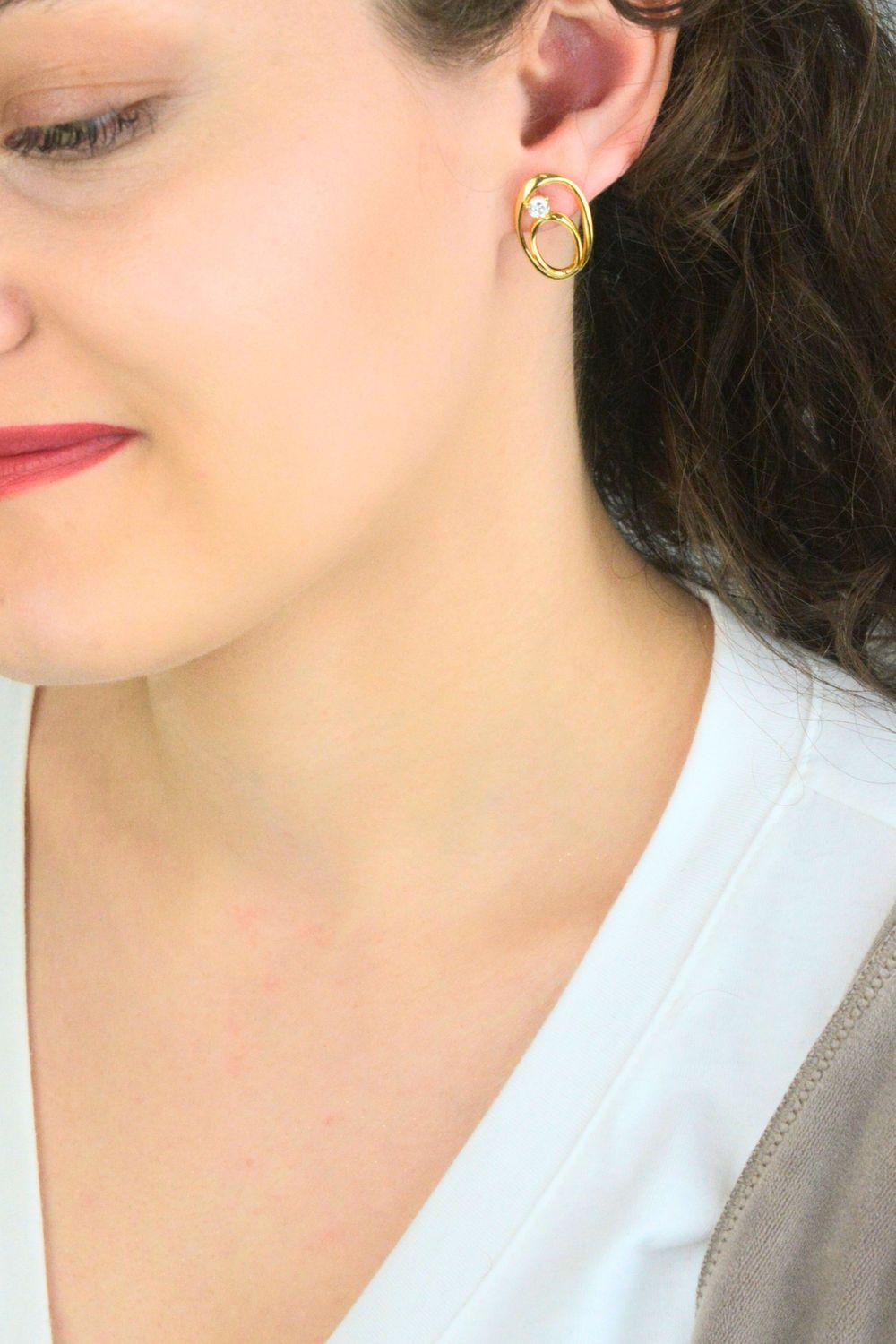 Kolczyki Nomination owalne My Rebel Art  zdobione białymi cyrkoniami 24s2811 055 (5).jpg